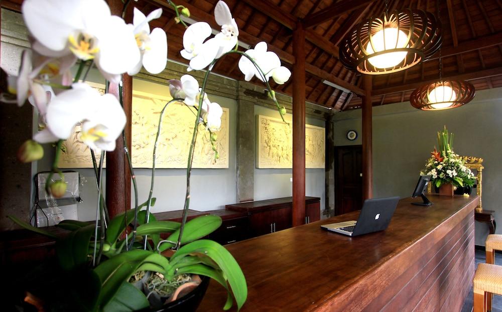 Ubud Raya Boutique Hotel Buitenkant foto