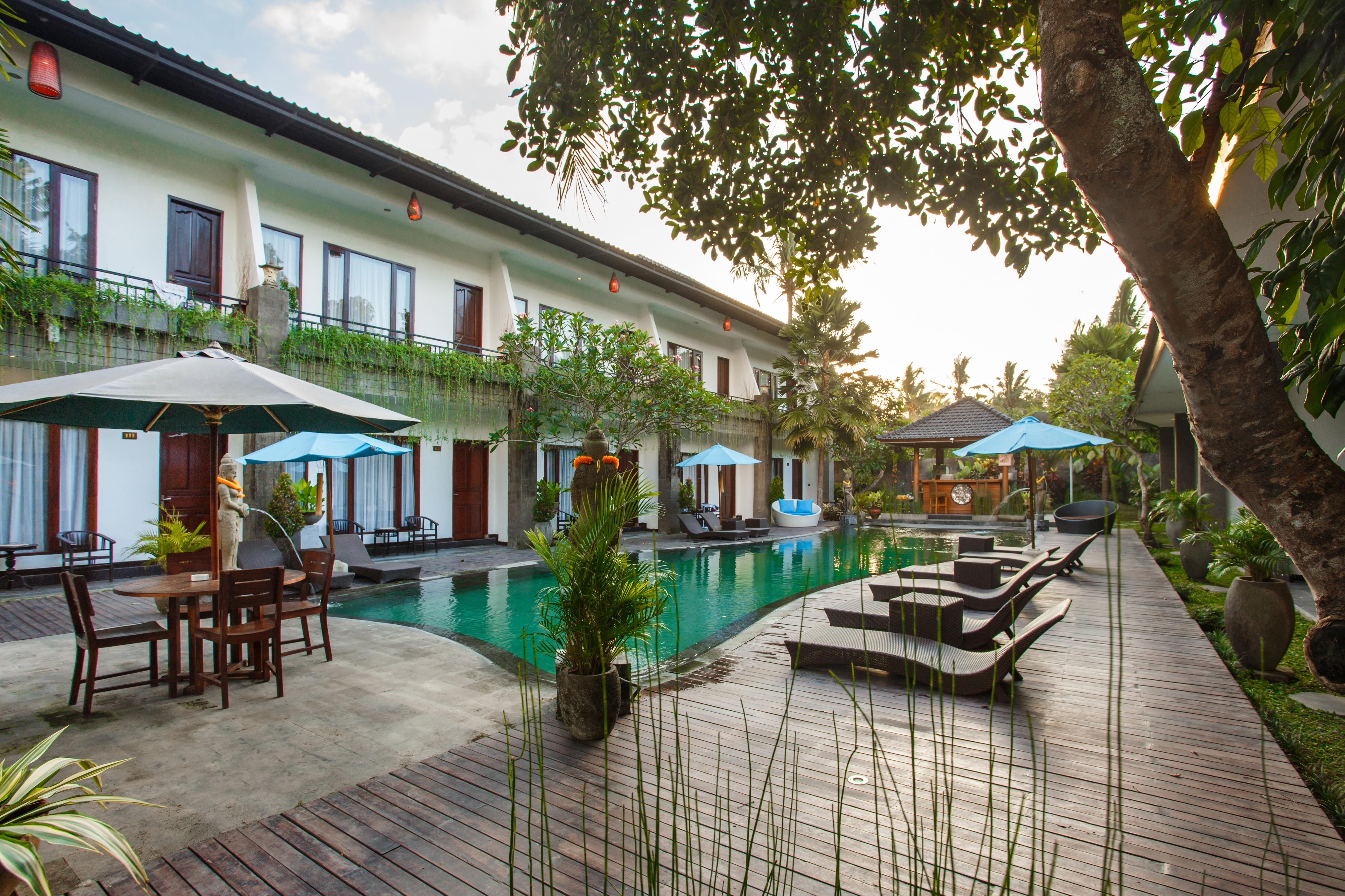 Ubud Raya Boutique Hotel Buitenkant foto